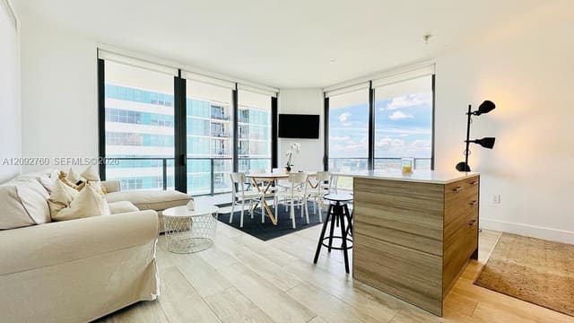 121 NE 34th Street 2001, Miami, FL 33137