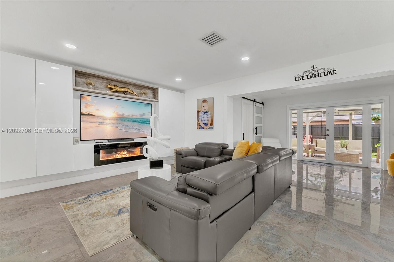 9530 Jamaica Drive 9530 — photo 6