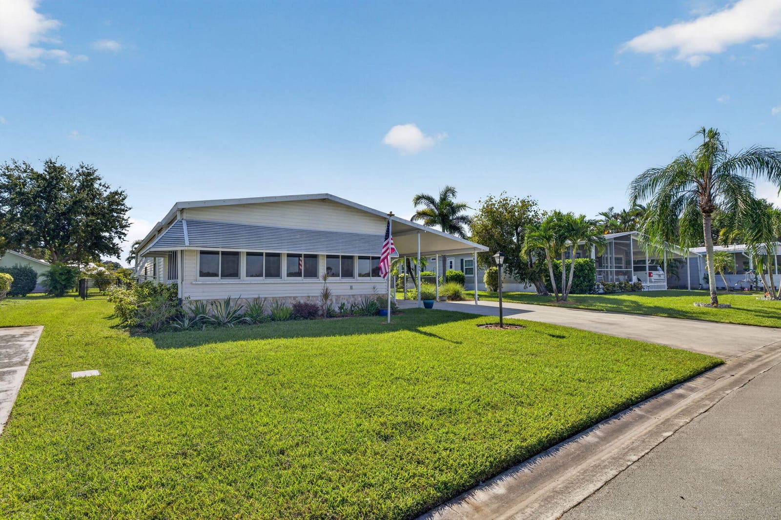 9065 SW Chevy Circle, Stuart, FL 34997 photo 2