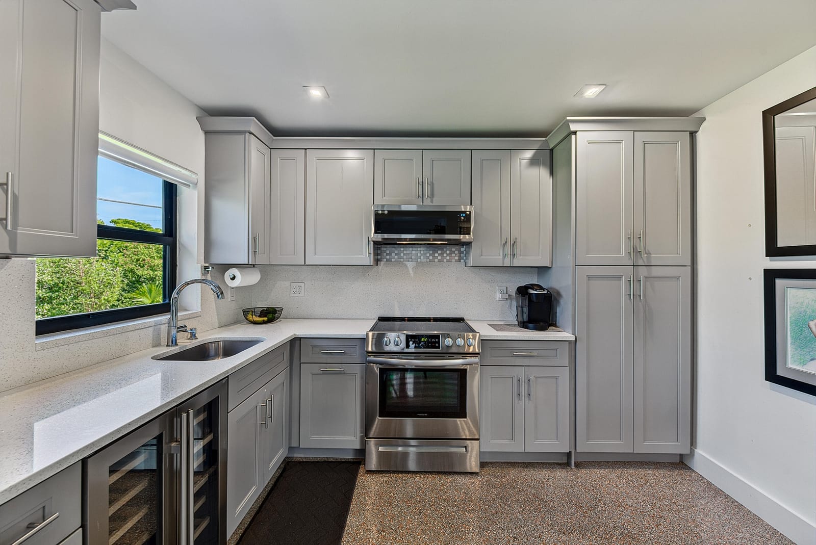 4850 NE 5TH Avenue, Oakland Park, FL 33334 photo 13