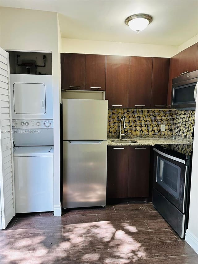 500 SW 9th Avenue 5, Miami, FL 33130