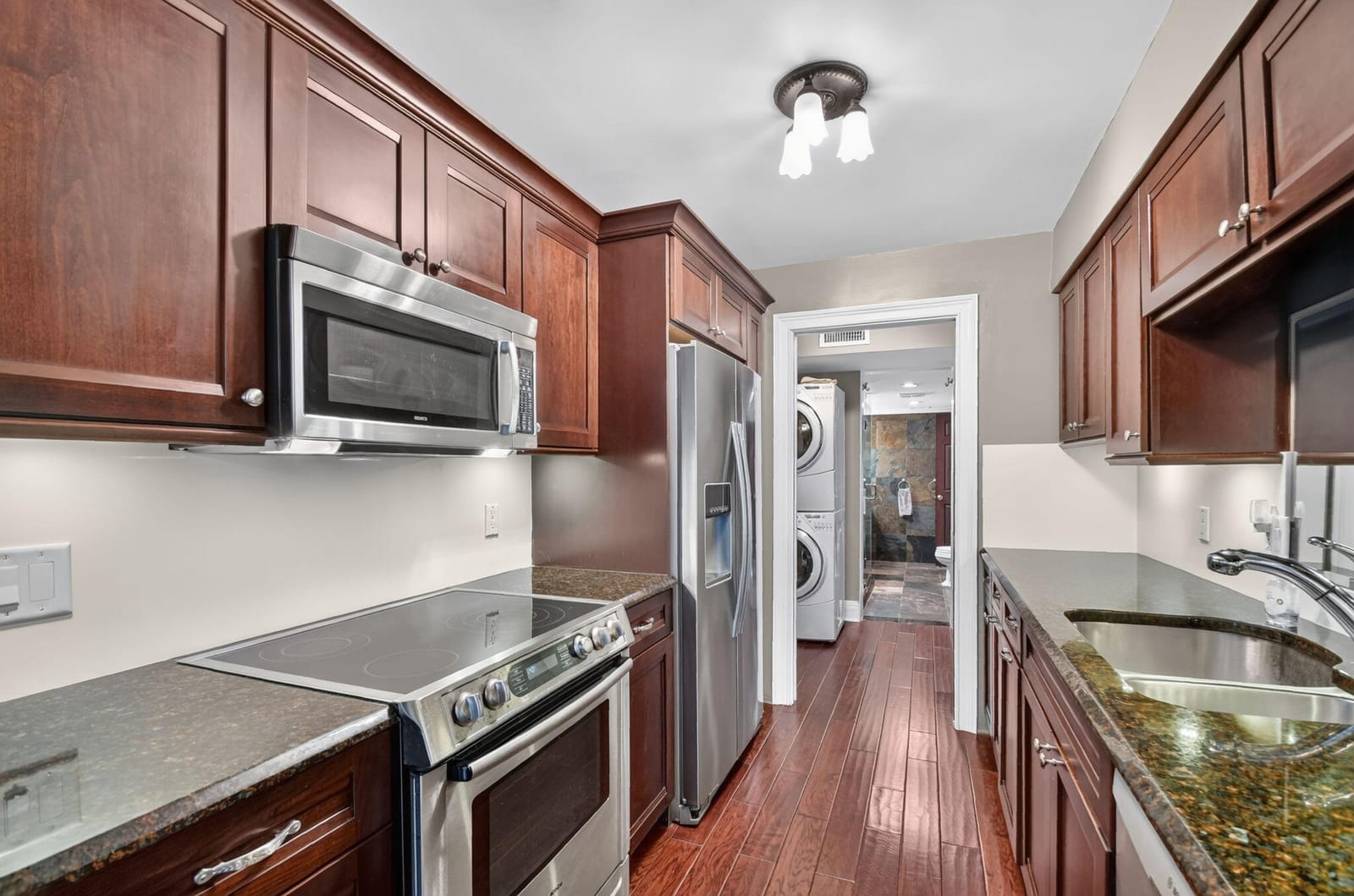 102 Half Moon Circle F2, Hypoluxo, FL 33462 photo 14