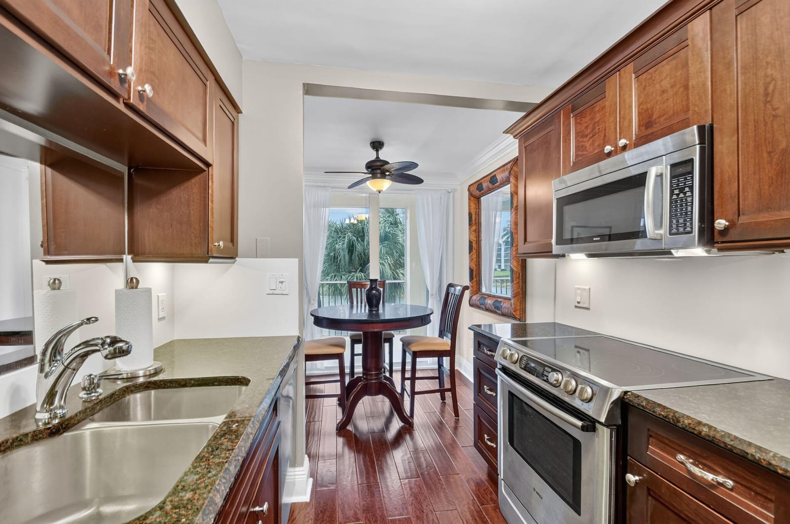 102 Half Moon Circle F2, Hypoluxo, FL 33462 photo 15