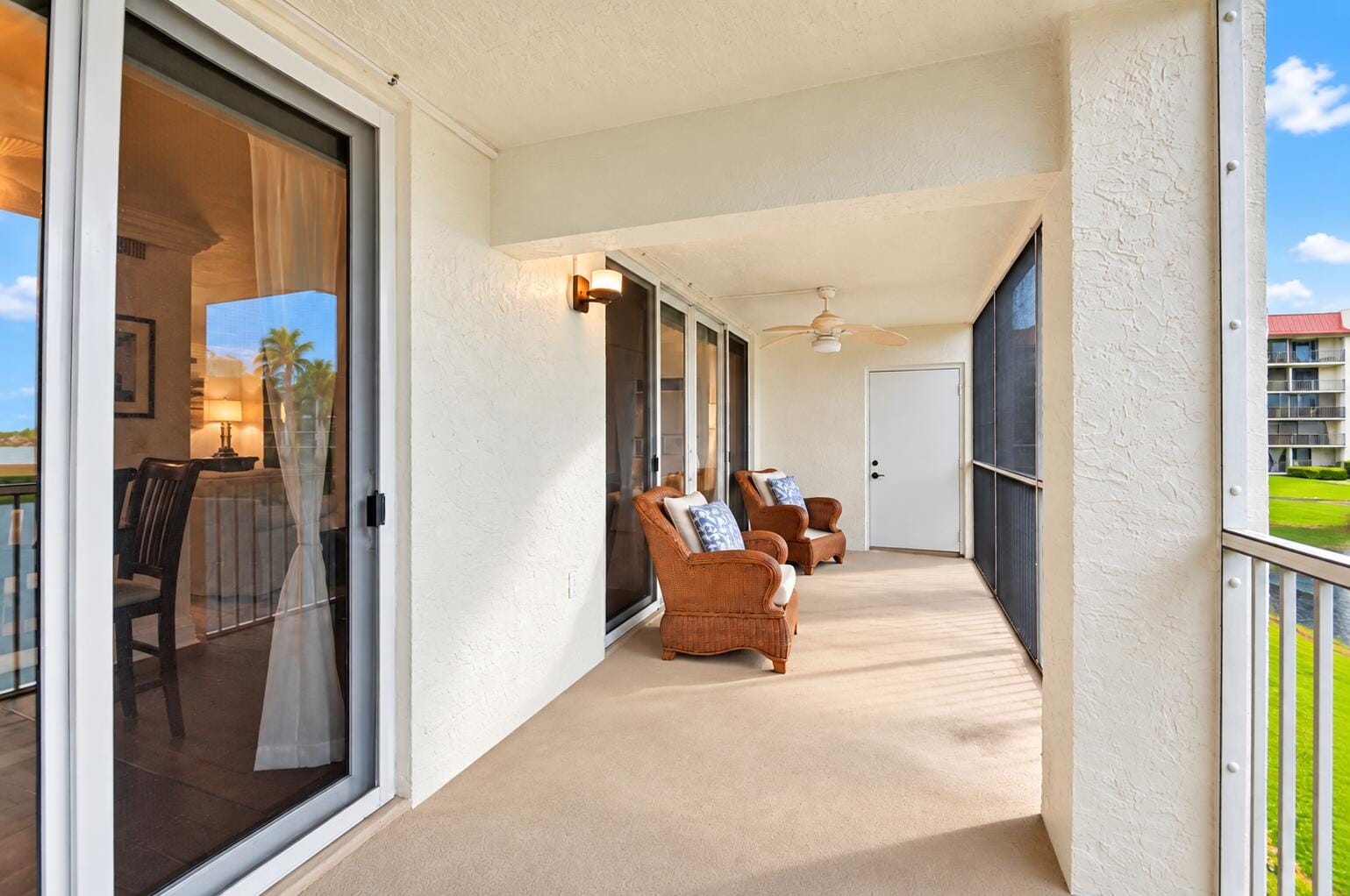 102 Half Moon Circle F2, Hypoluxo, FL 33462 photo 29