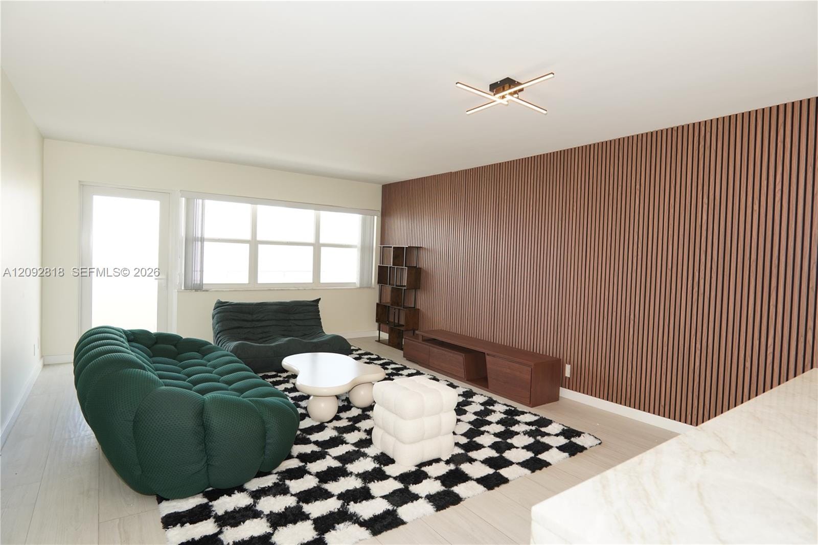 401 Golden Isles Drive 701, Hallandale Beach, FL 33009