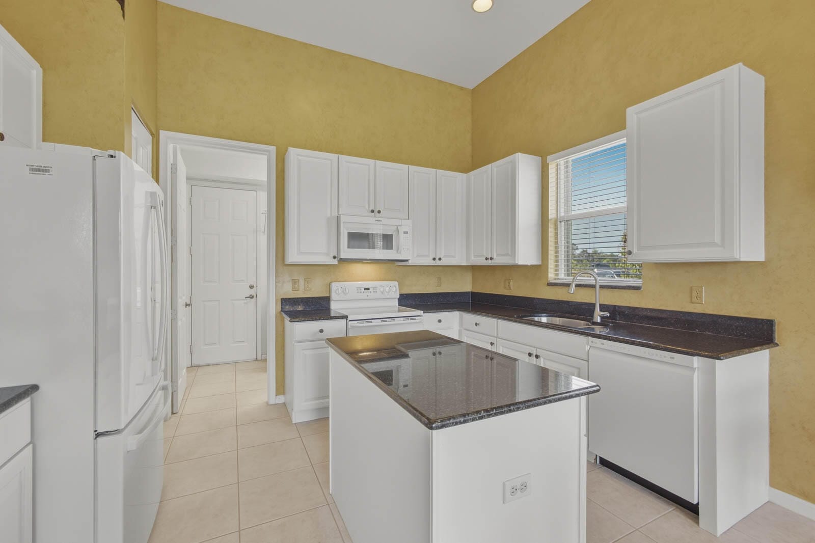 1251 SE Illusion Isle Way, Stuart, FL 34997 photo 17