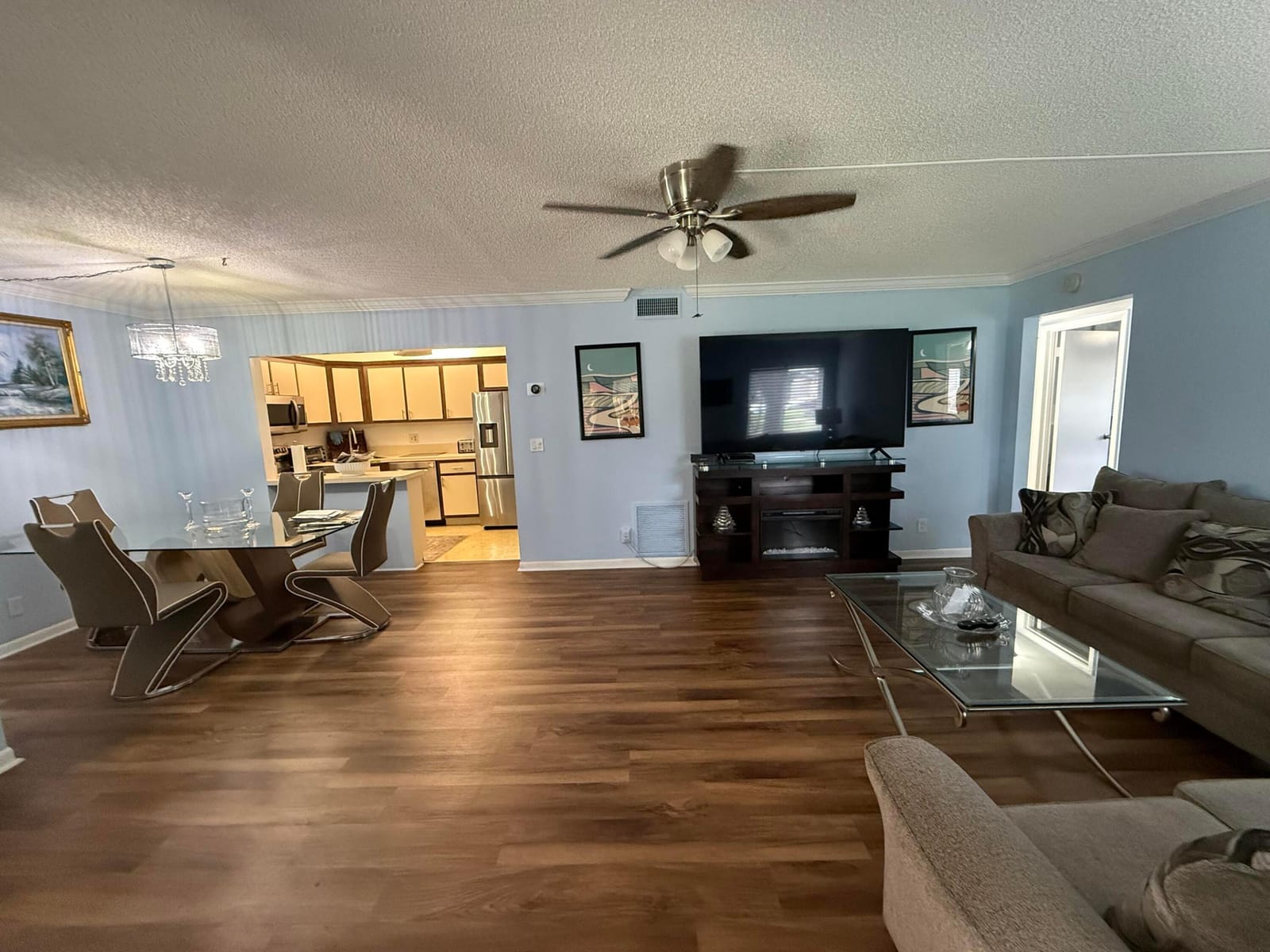 301 PINE RIDGE Circle B-1 — photo 3