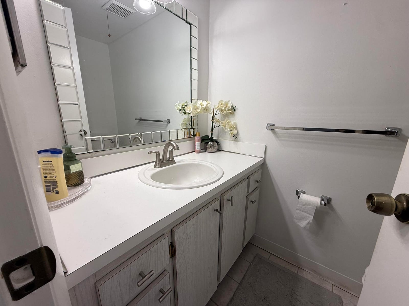 301 PINE RIDGE Circle B-1 — photo 10