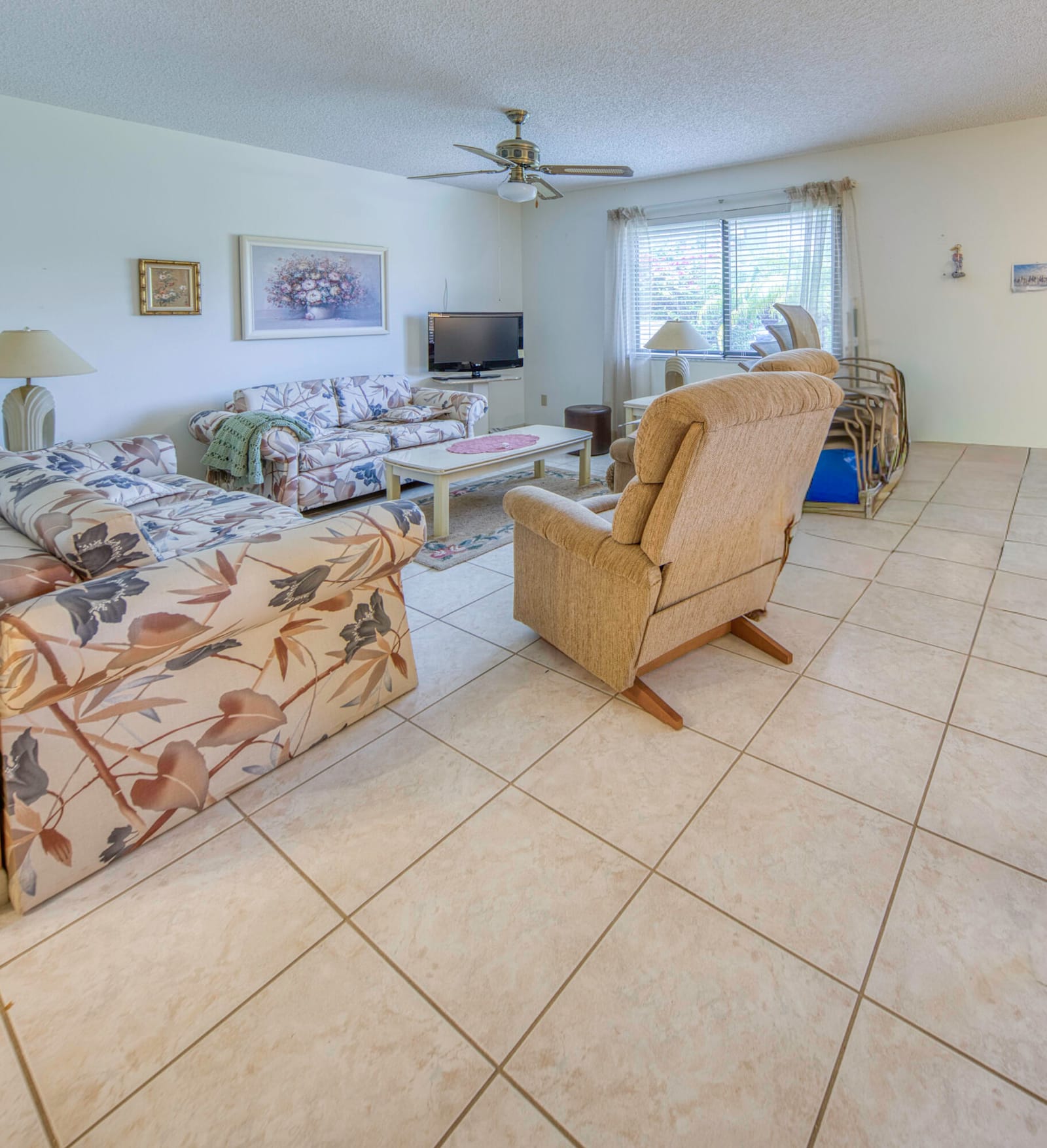815 ANDREW REDDING Road 302 — photo 4