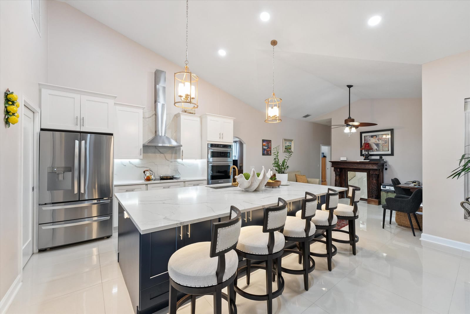 13869 Sheffield Street — photo 2