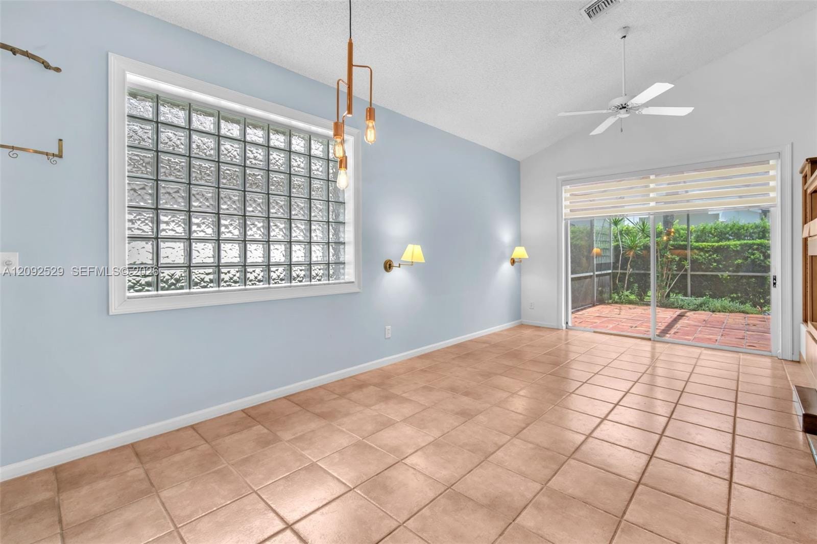 1545 W Lacosta Drive W, Pembroke Pines, FL 33027 photo 14