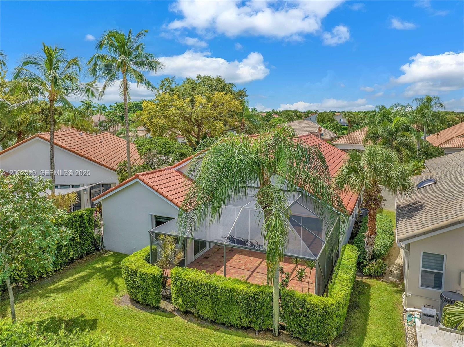 1545 W Lacosta Drive W, Pembroke Pines, FL 33027 photo 4