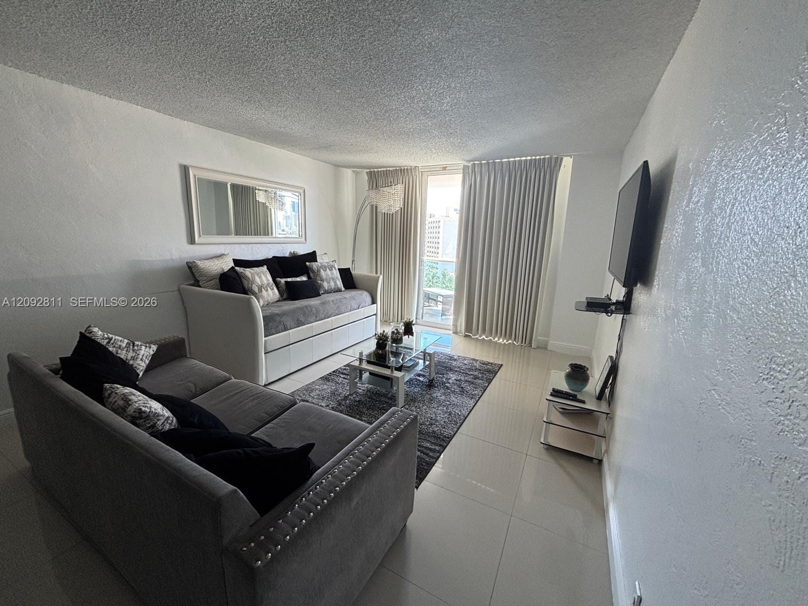 19370 Collins Avenue 1021, Sunny Isles Beach, FL 33160 photo 2