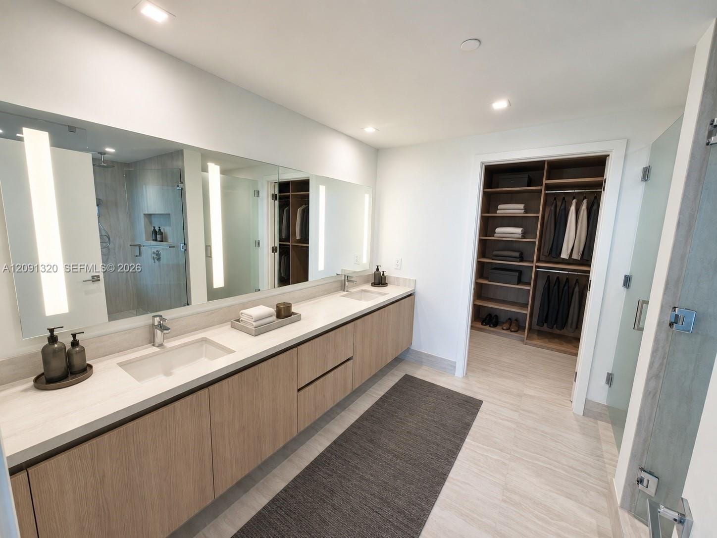 2411 Laguna Circle 1603, North Miami, FL 33181 photo 10