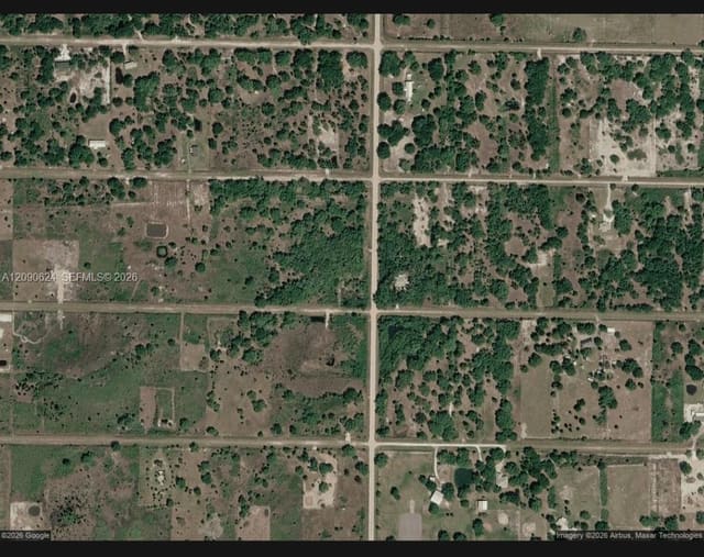17605 NW 292, Okeechobee, FL 34972
