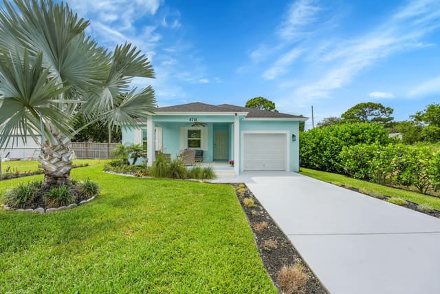 5715 SE Pine Avenue, Dixie Park, Stuart, FL