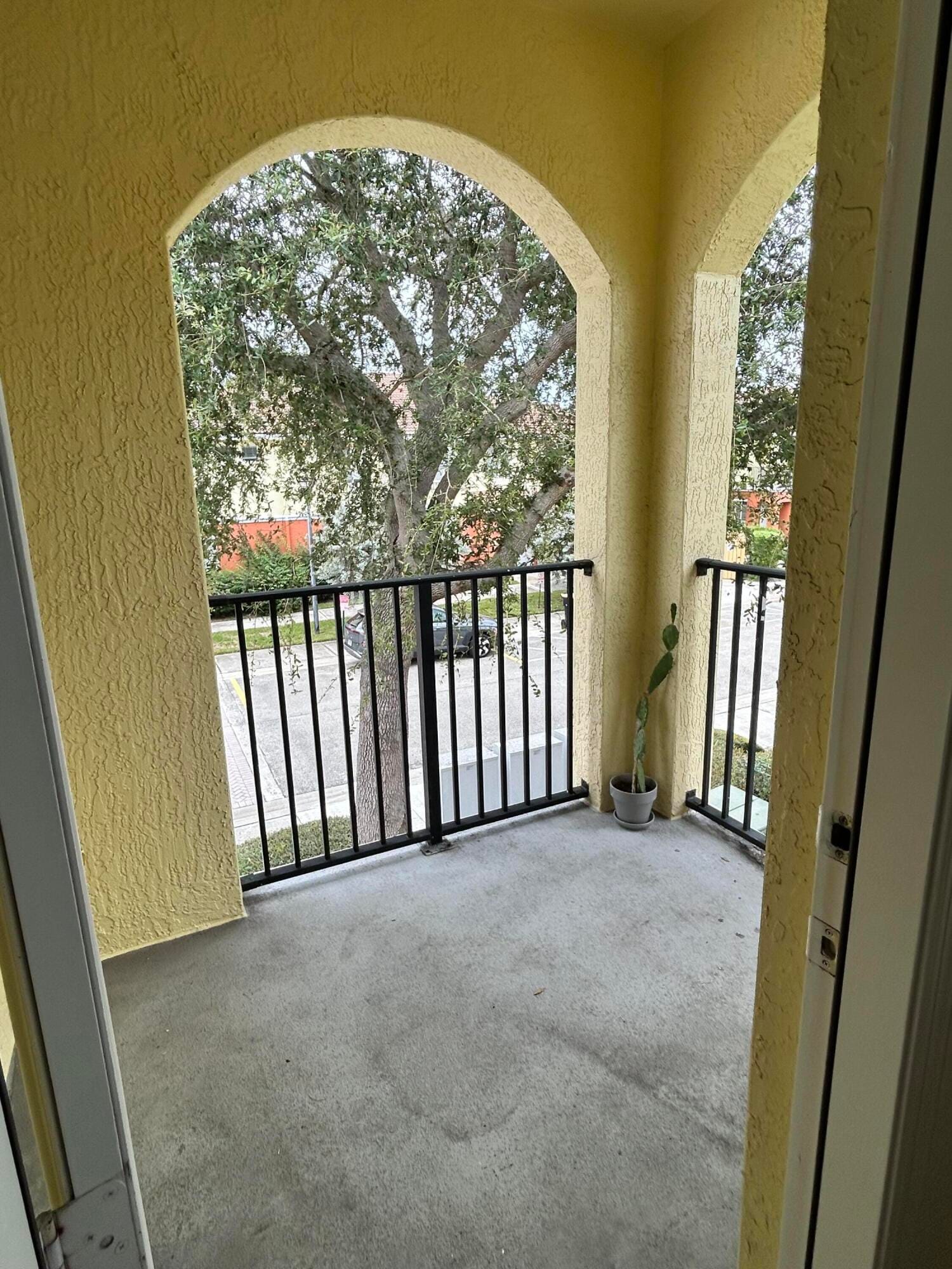 47 SE SEDONA Circle 202, Stuart, FL 34994 photo 10