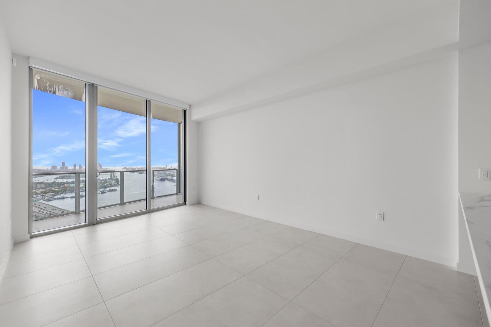 1400 Biscayne Boulevard 3604 — photo 10