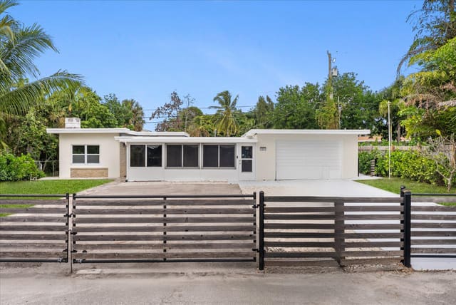 1891 RIDGE Road, Juno Ridge, FL 33408