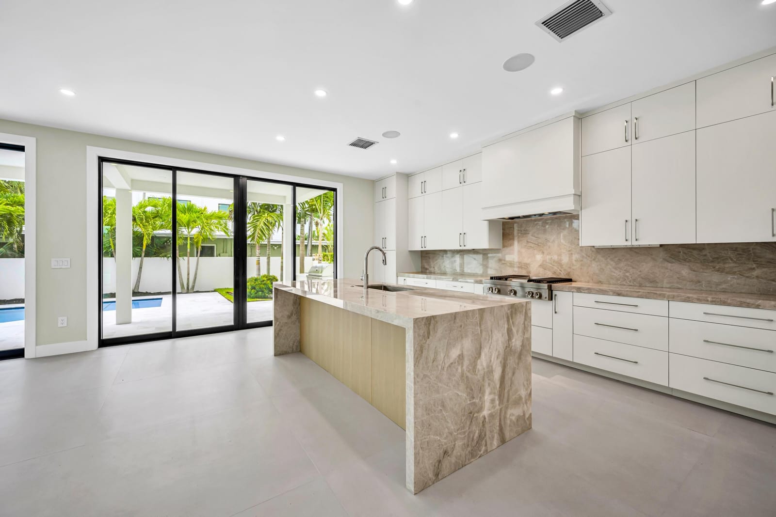 445 NE 11TH Avenue, Fort Lauderdale, FL 33301 photo 15