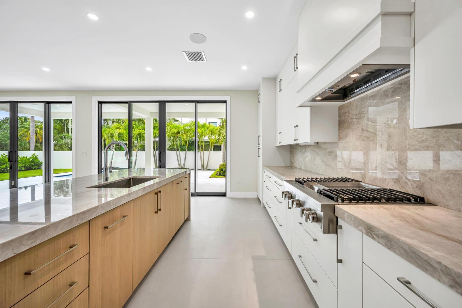 445 NE 11TH Avenue, Fort Lauderdale, FL 33301 photo 16