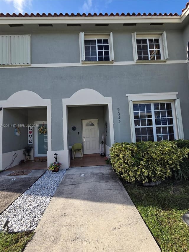 9045 SW 203rd Terrace, Cutler Bay, FL 33189