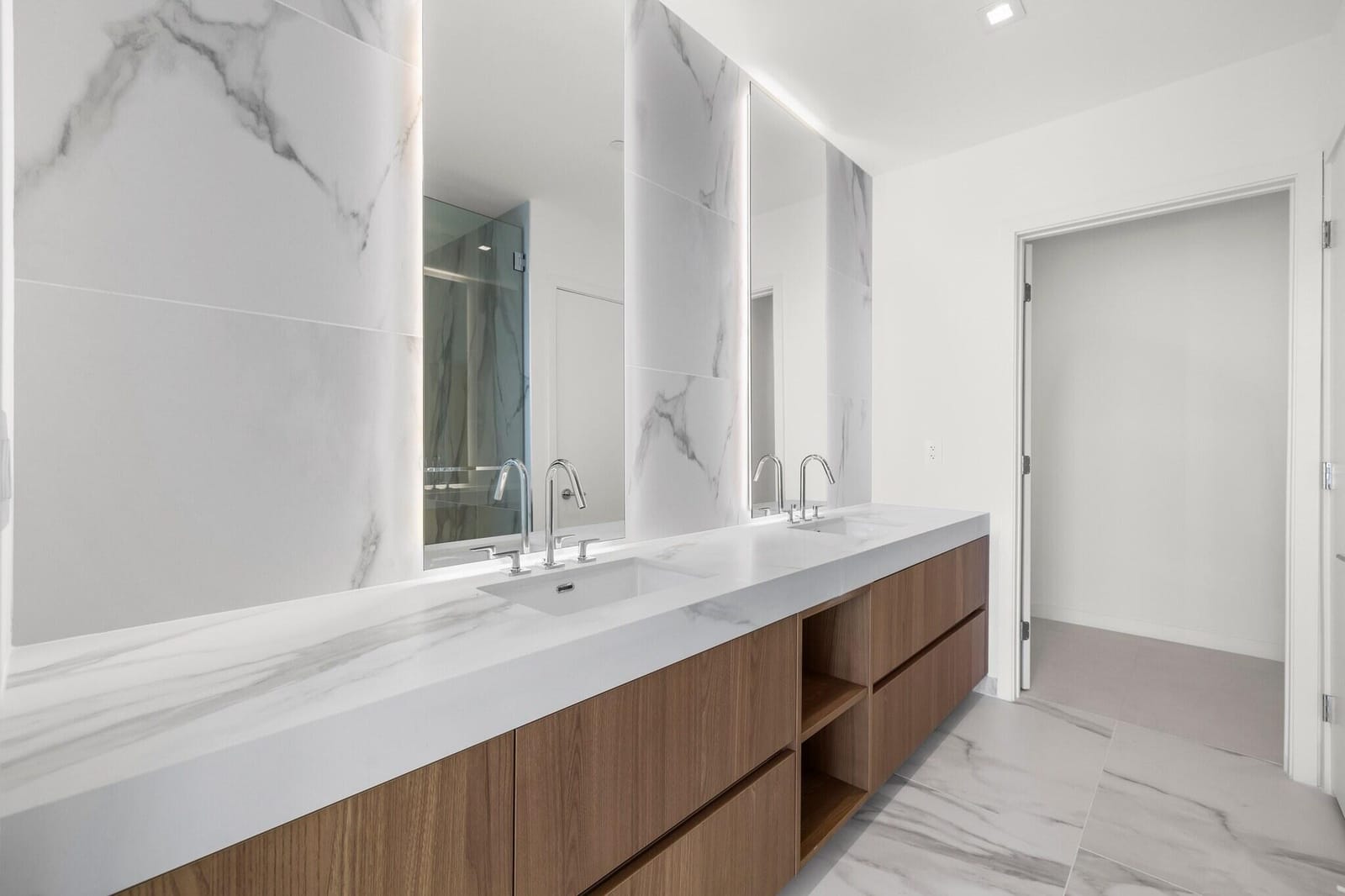 1400 Biscayne Boulevard 2904, Miami, FL 33132 photo 12