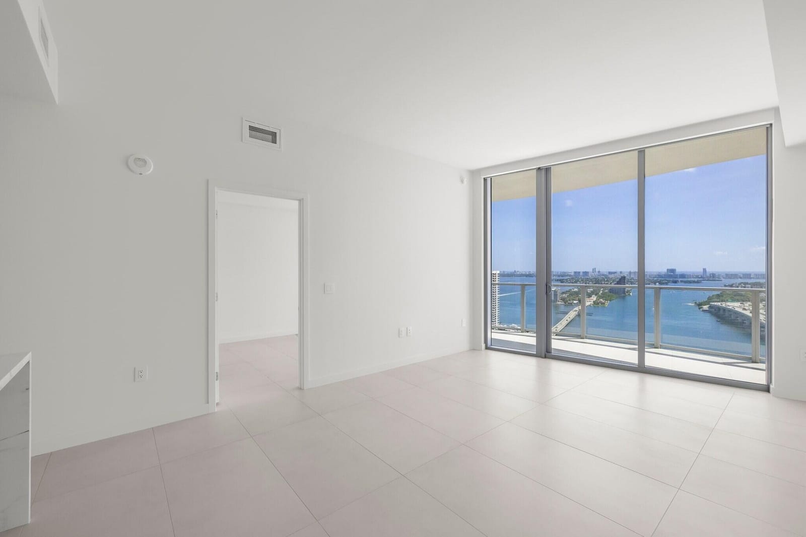 1400 Biscayne Boulevard 2904, Miami, FL 33132 photo 8