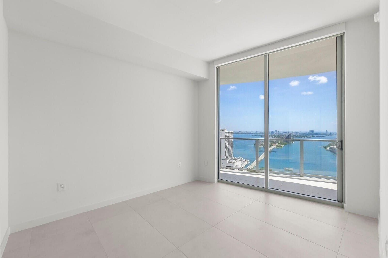 1400 Biscayne Boulevard 2904, Miami, FL 33132 photo 10