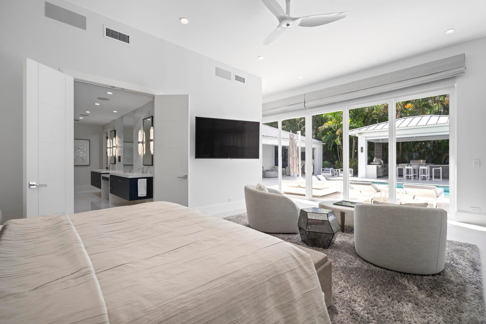 944 S Ocean Boulevard — photo 12