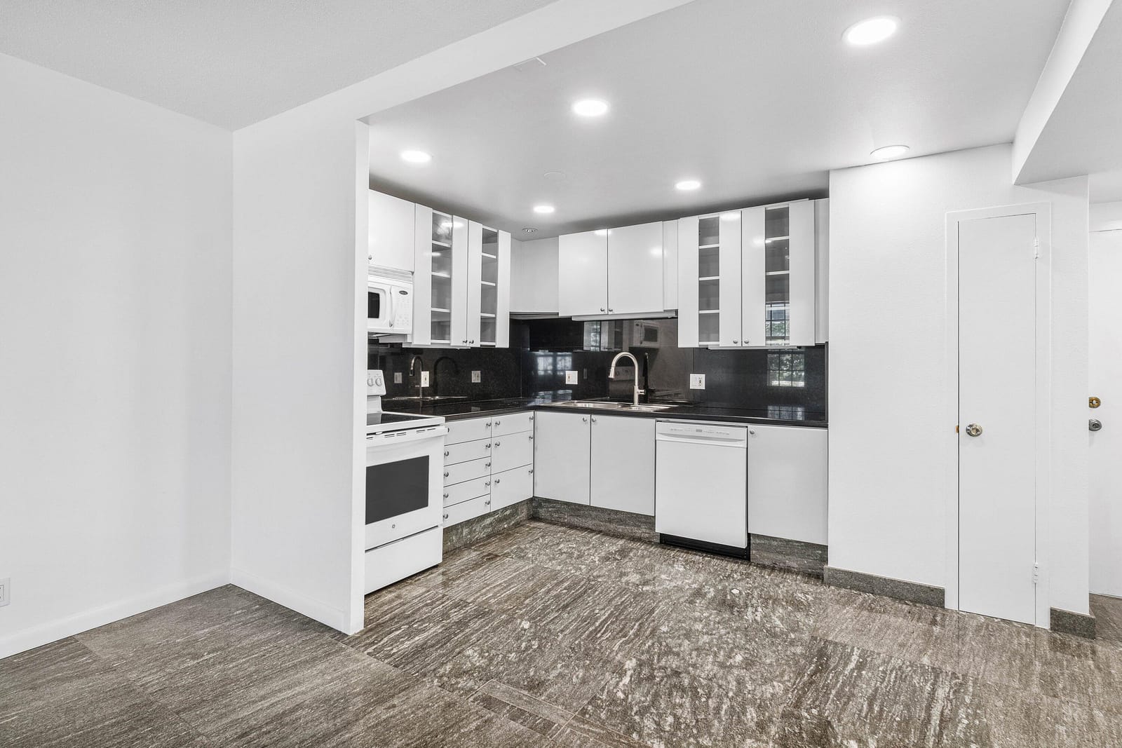3475 S OCEAN Boulevard 1100, Palm Beach, FL 33480 photo 23