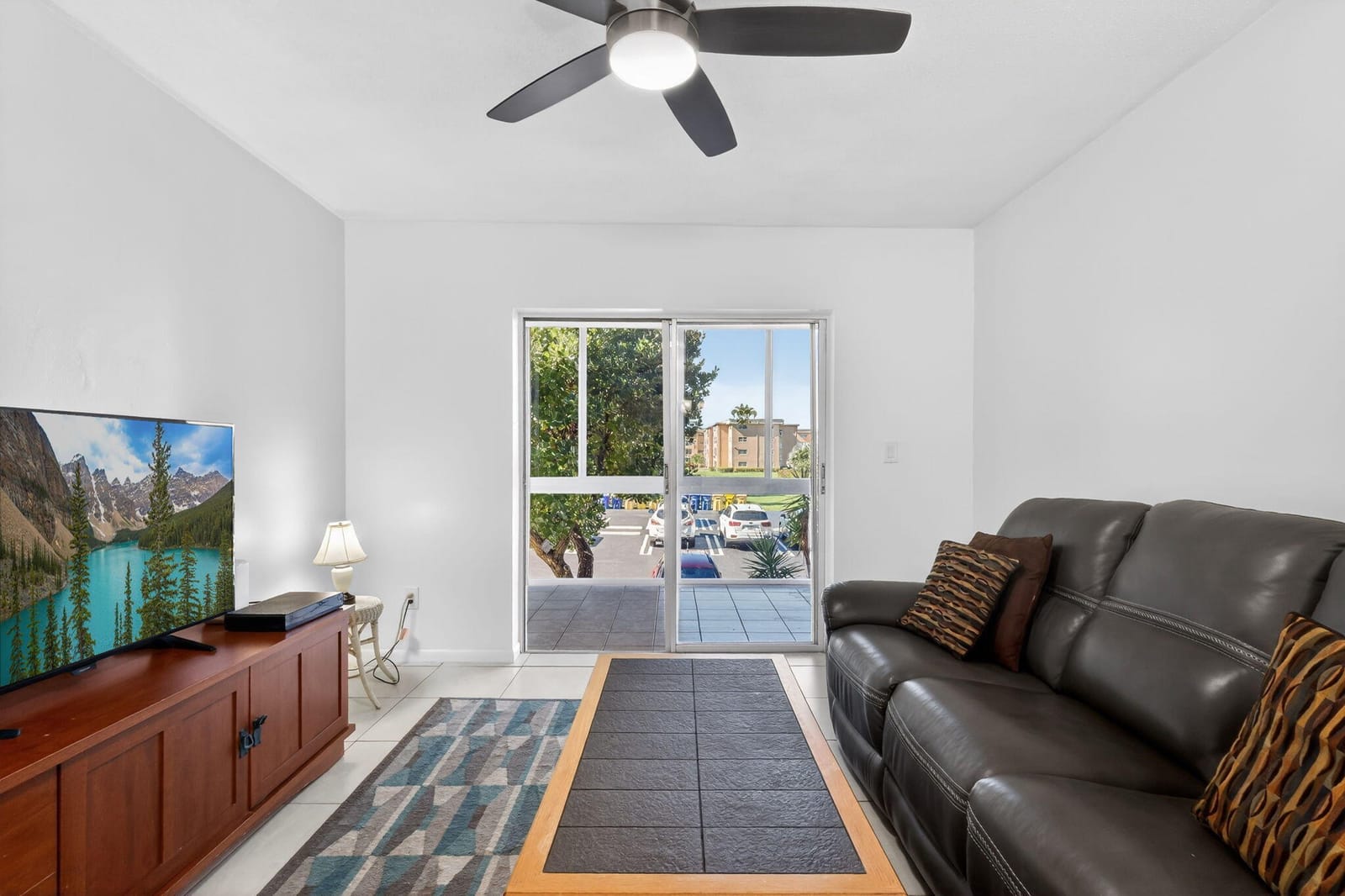 2615 NE 1ST Court 201, Boynton Beach, FL 33435 photo 11
