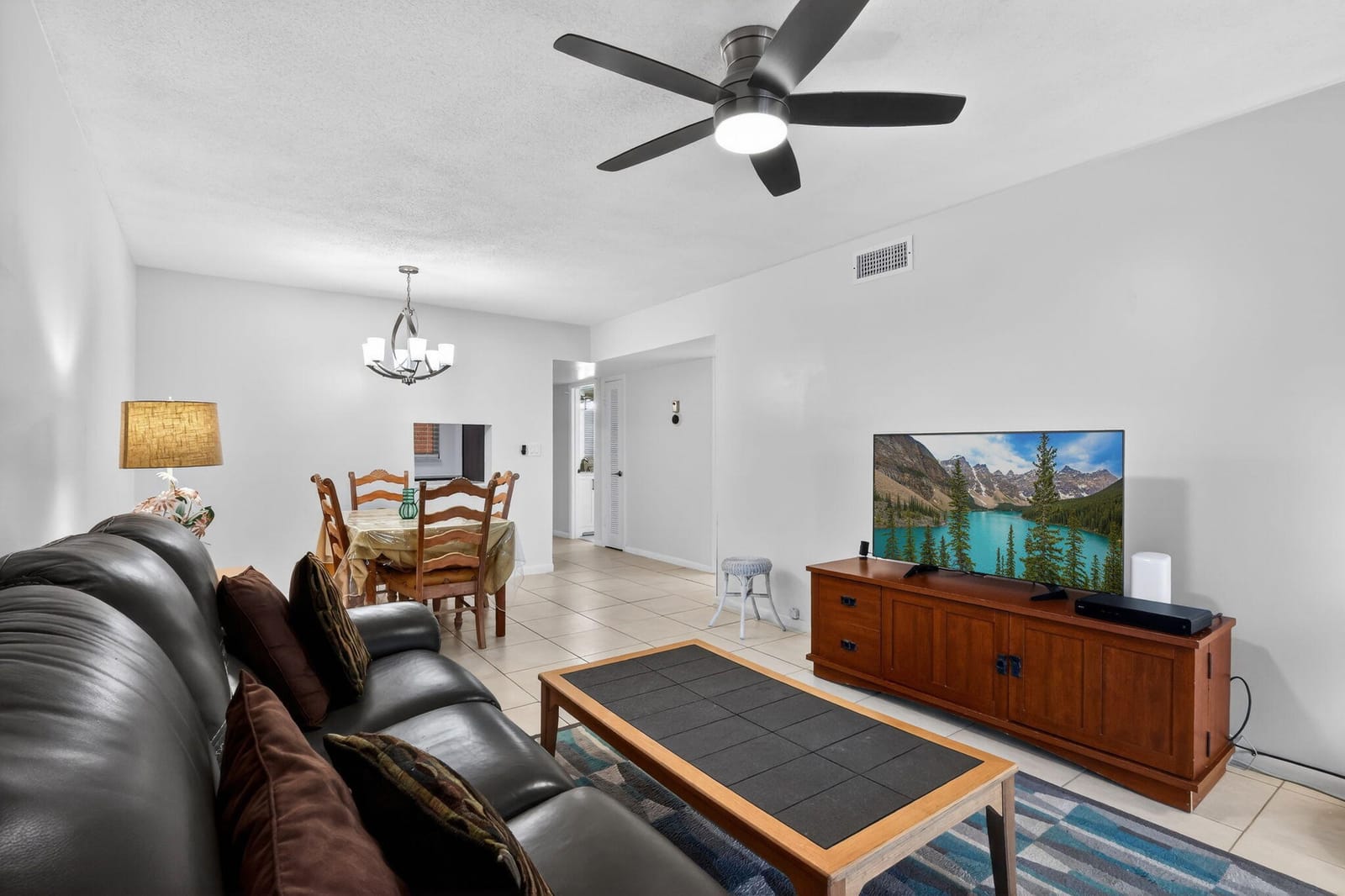 2615 NE 1ST Court 201, Boynton Beach, FL 33435 photo 12
