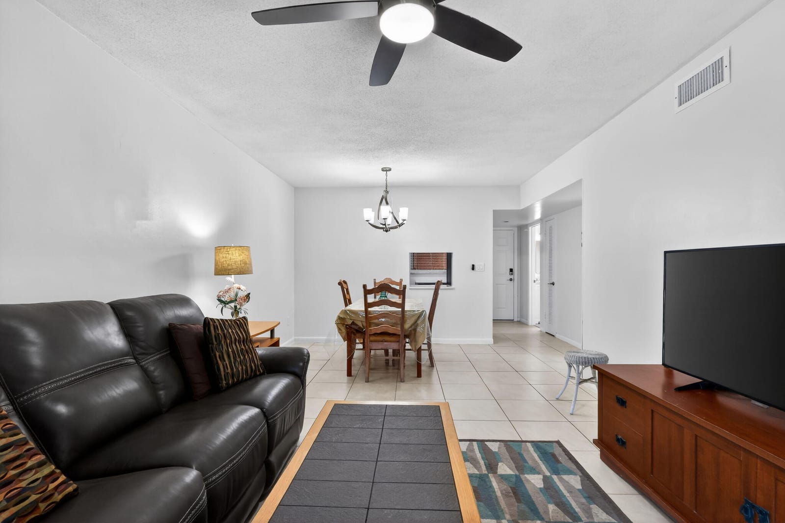 2615 NE 1ST Court 201, Boynton Beach, FL 33435 photo 13