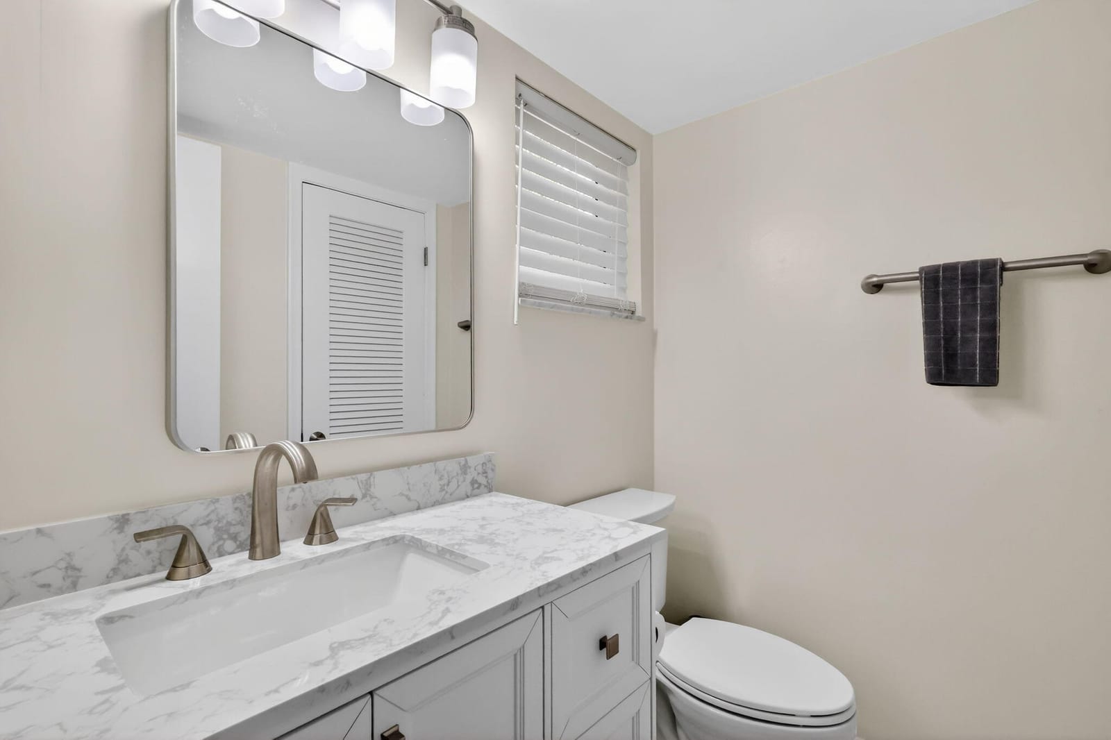 2615 NE 1ST Court 201, Boynton Beach, FL 33435 photo 16
