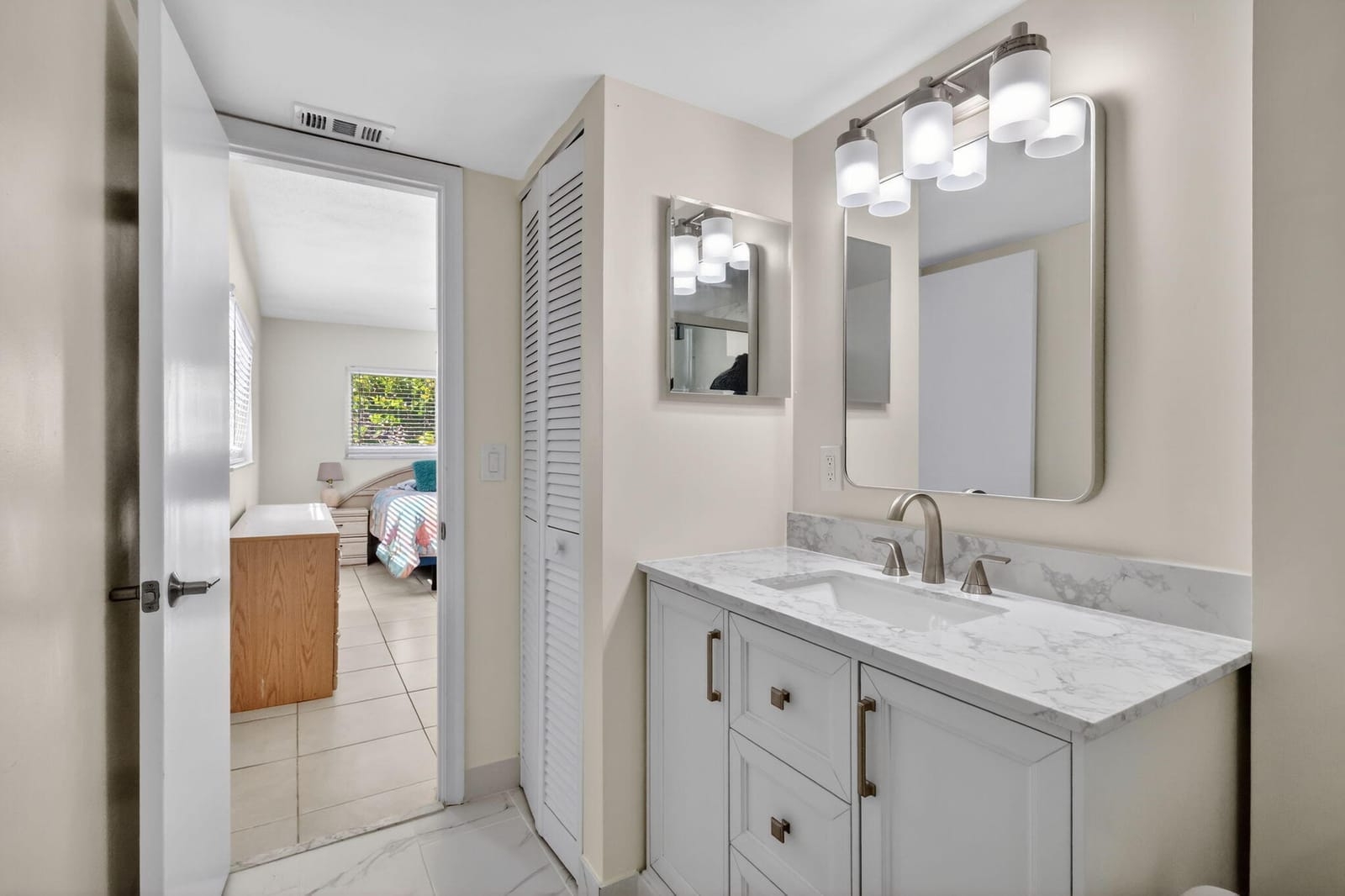 2615 NE 1ST Court 201, Boynton Beach, FL 33435 photo 17
