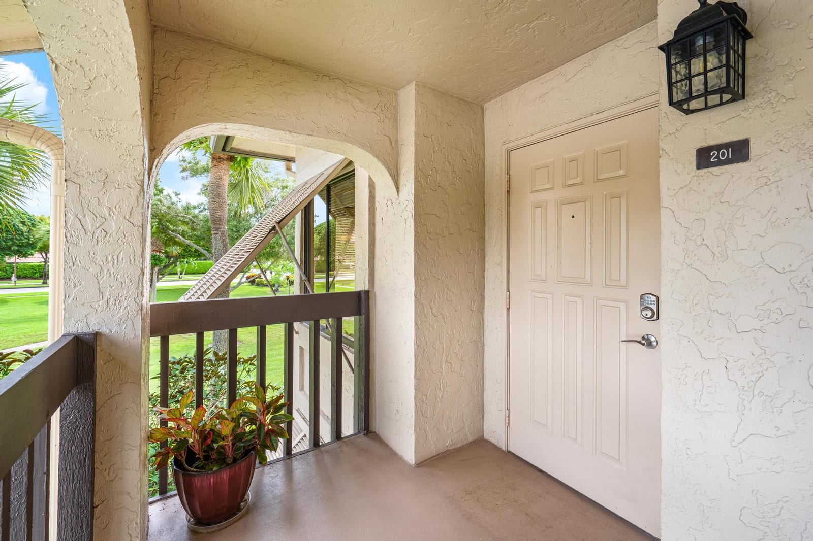 10101 Mangrove Drive 201 — photo 2