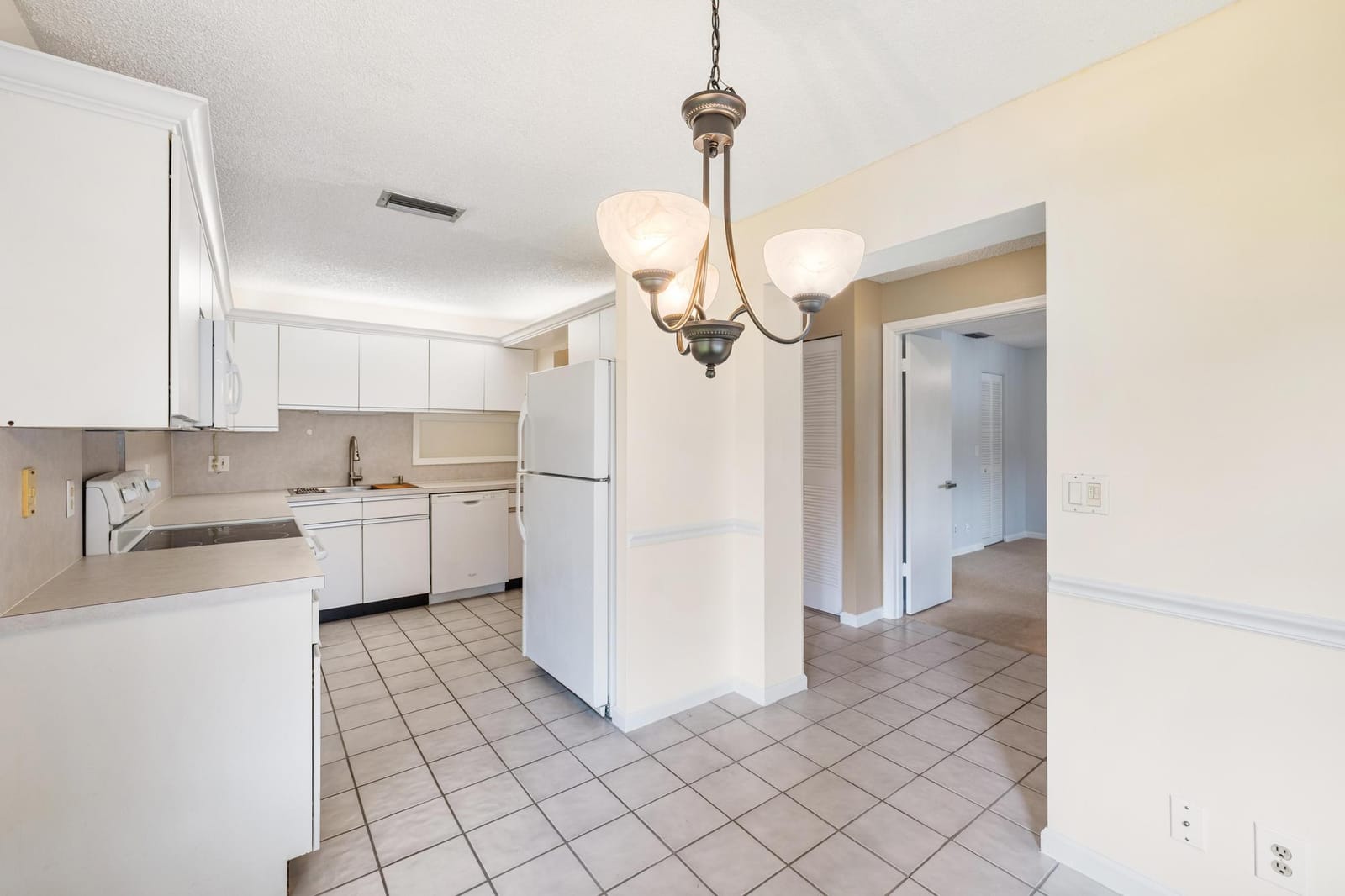 10101 Mangrove Drive 201 — photo 7