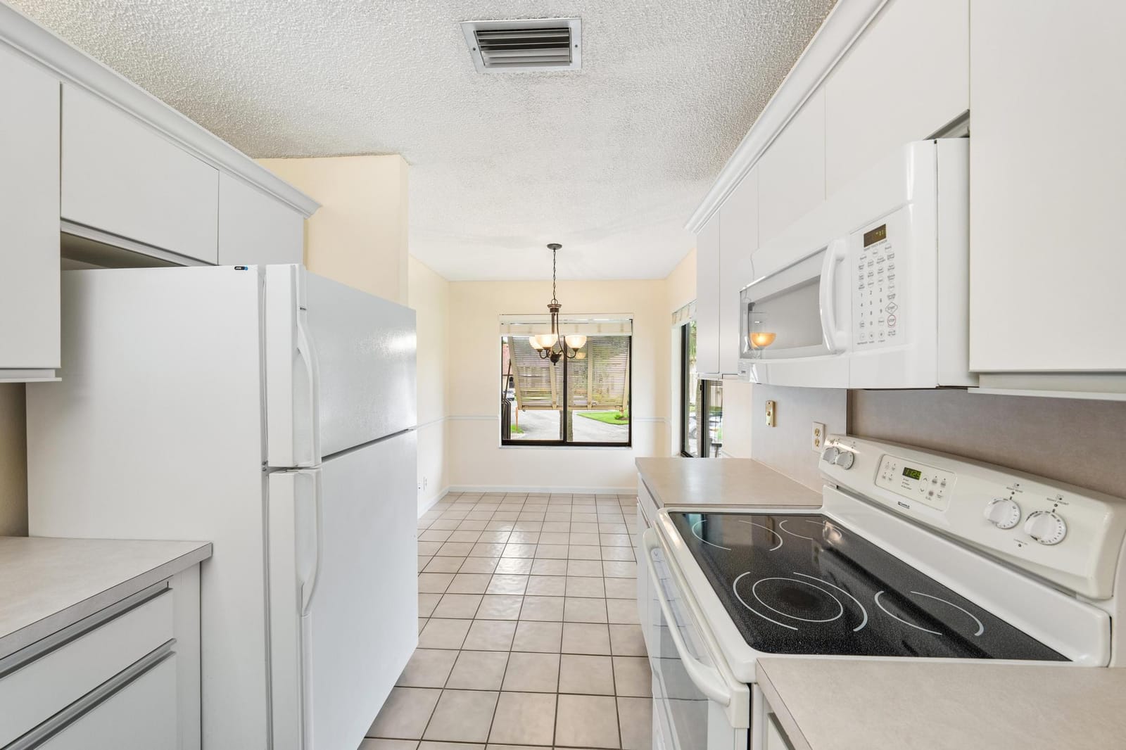 10101 Mangrove Drive 201 — photo 9
