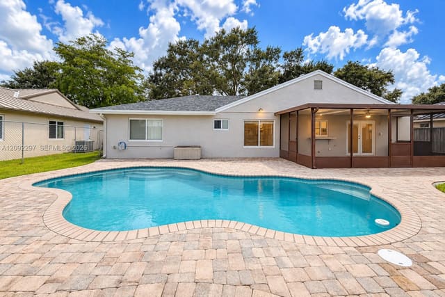 11655 SW 50th Street, Cooper City, FL 33330