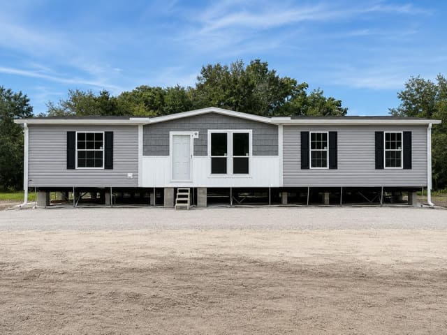 19368 NW 248TH Street, Okeechobee, FL 34972
