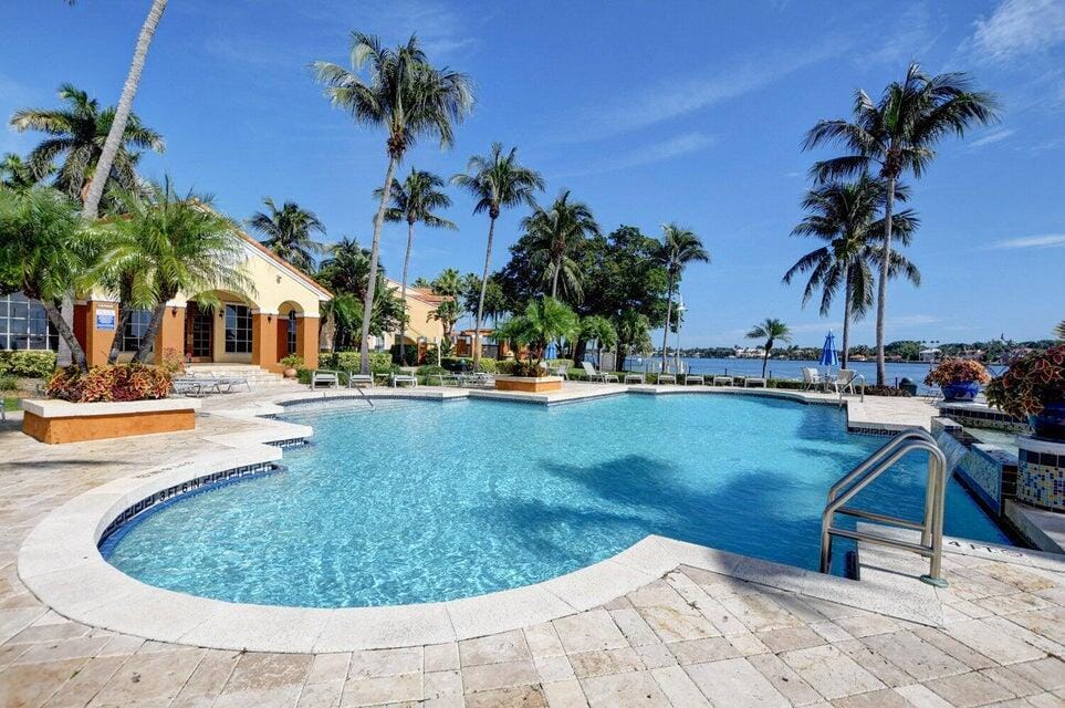 103 Yacht Club Way 104, Hypoluxo, FL 33462 photo 15