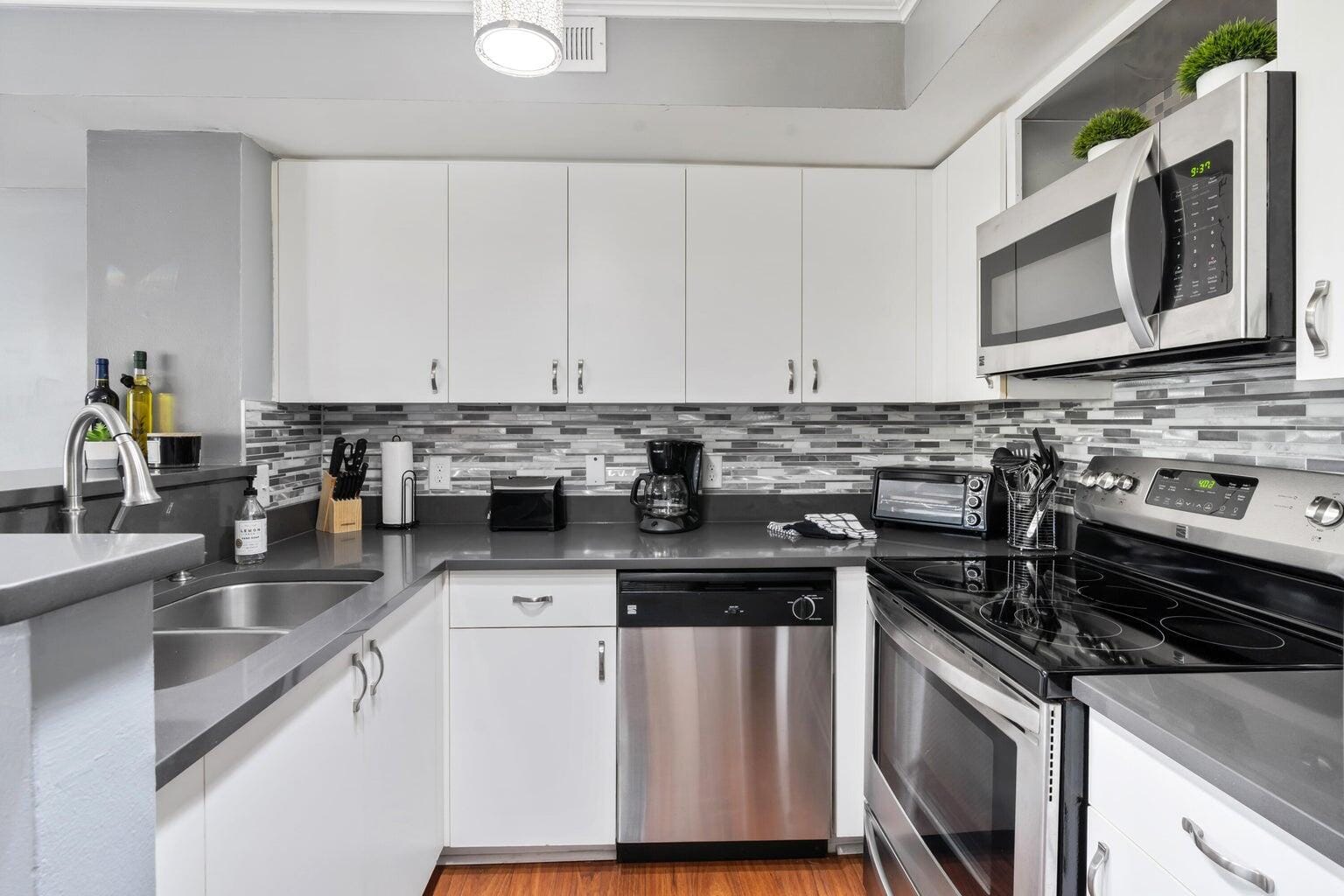 103 Yacht Club Way 104, Hypoluxo, FL 33462 photo 22