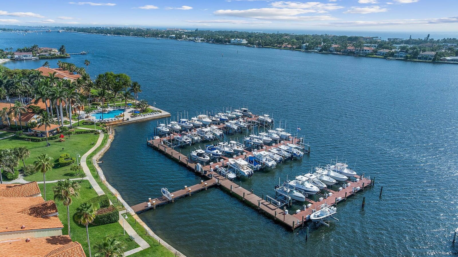 103 Yacht Club Way 104 — photo 5