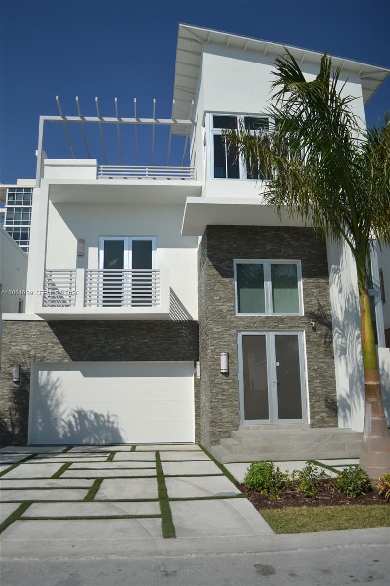 8241 NW 34th Drive, Doral, FL 33122 photo 2