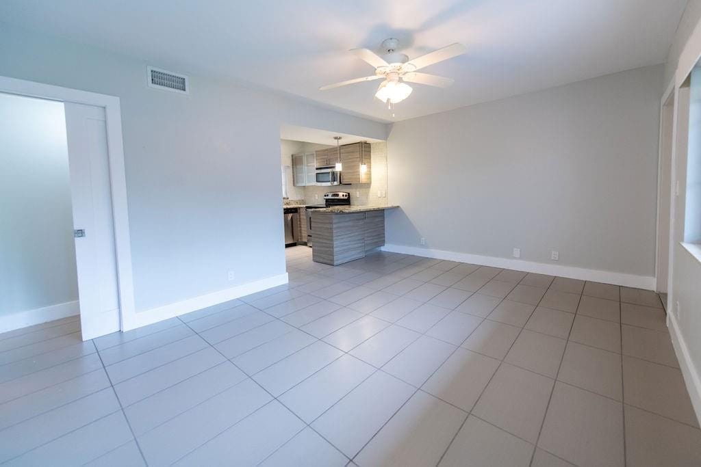 64 ISLE OF VENICE Drive APT 22, Fort Lauderdale, FL 33301 photo 2