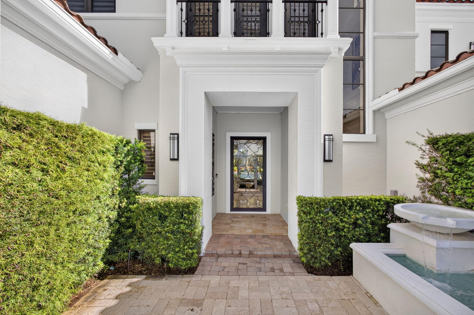 213 Via Palacio, Palm Beach Gardens, FL 33418 photo 3