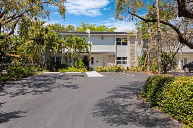 6217 SW 78th Street 2B, South Miami, FL 33143