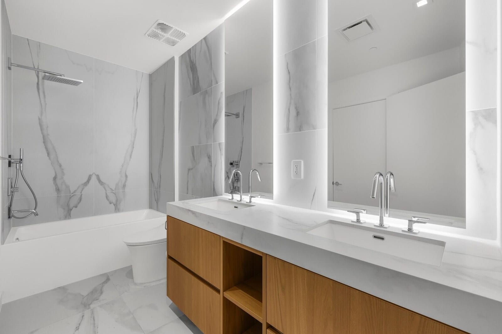 1400 Biscayne Boulevard 3607, Miami, FL 33132 photo 3