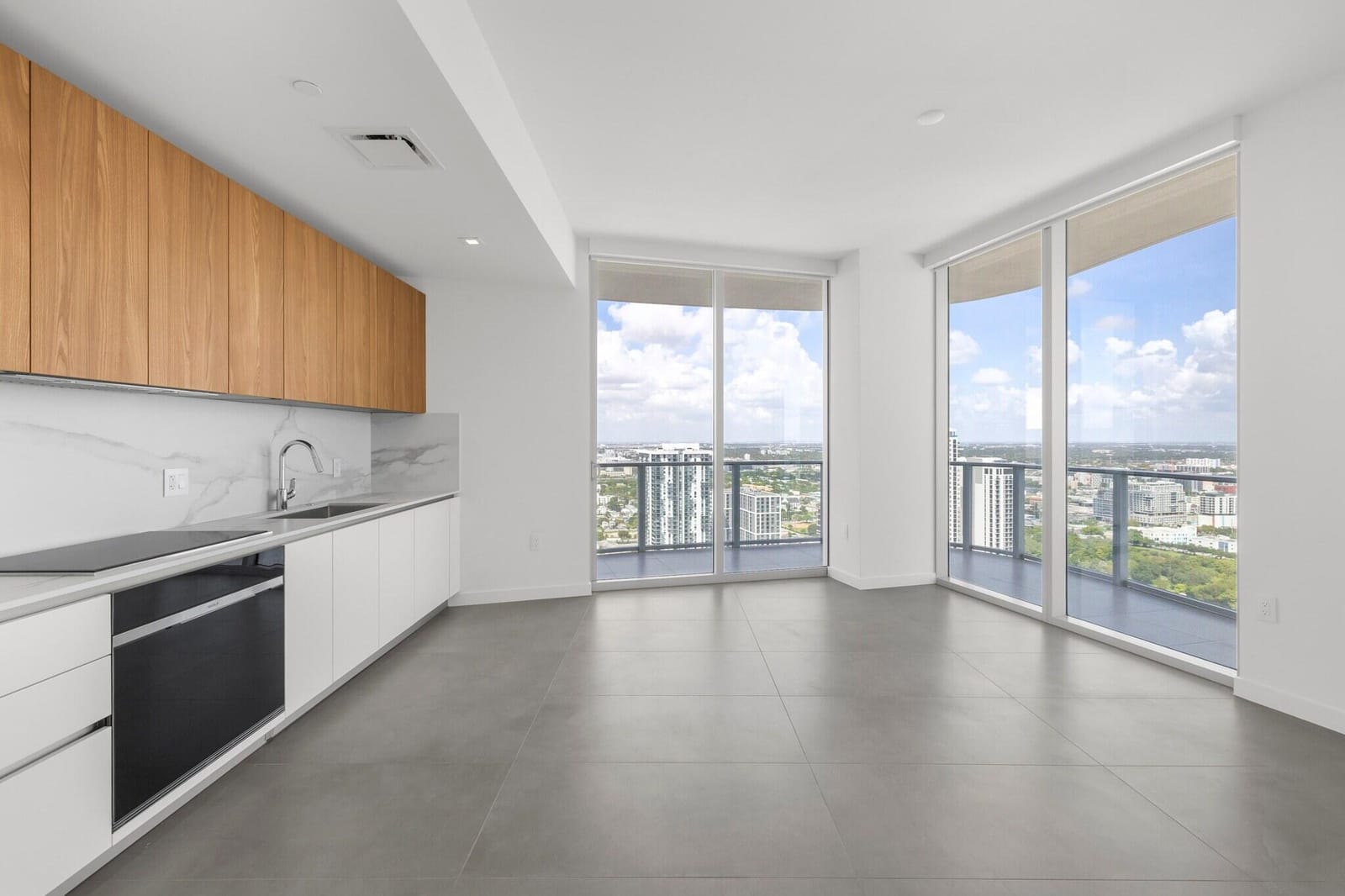 1400 Biscayne Boulevard 3607, Miami, FL 33132 photo 8